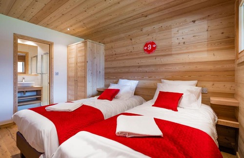 Monetier-les-Bains Ski Chalet | Chalet Aigle
