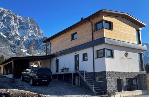 Ehrwald Ski Chalet | Chalet apartment with panoramic mountain views at the foot of the Zugspitze