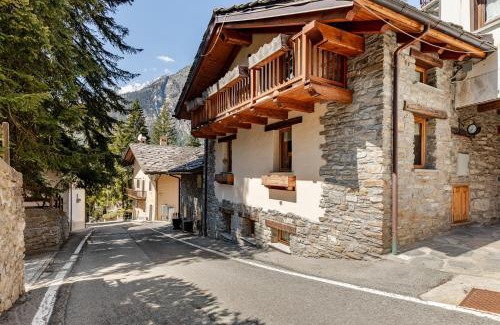 Courmayeur Ski Chalet | Chalet Après-ski Courmayeur center