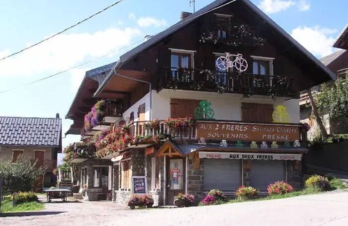 Albiez-le-Vieux Apartment | Chalet Aux Deux Frères - Studio 4 People with balcony