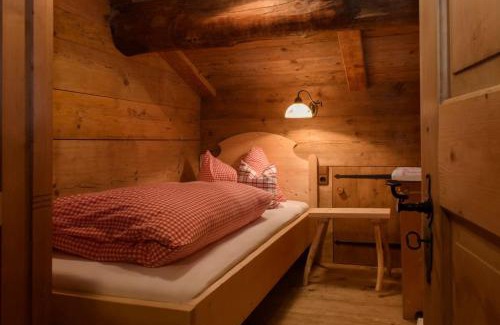 Bartholomaeberg Ski Chalet | Chalet Berghaus Bartholomäberg