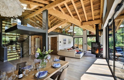 Chamonix-Mont-Blanc Ski Chalet | Chalet Black Squirrel