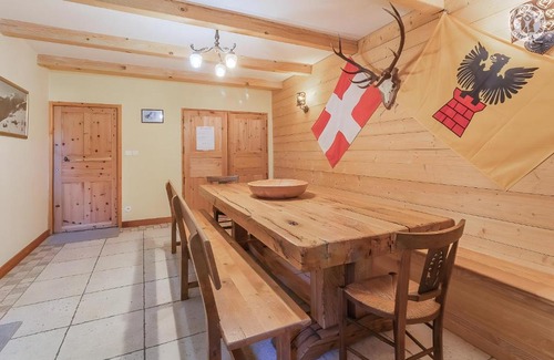 Montricher-Albanne Ski Chalet | Chalet Blanchon