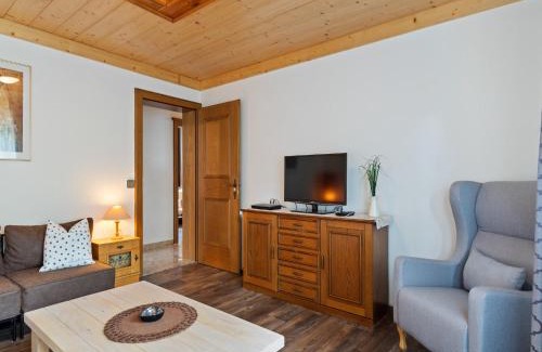 Muhlbach im Pinzgau Apartment | Chalet Bramberg near Ski Slopes
