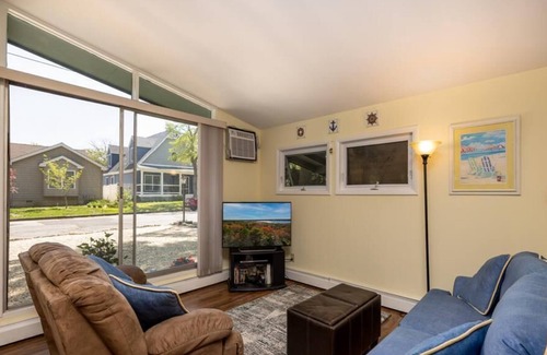 Town Bank House | Chalet by the Bay. 2 bedroom 1 bath Pet Friendly Close to Bay Beaches