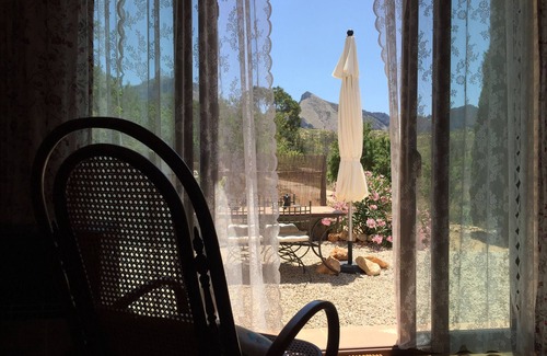 Tarbena Ski Chalet | Chalet 'Casita Oliva - Can Elisa Tarbena' with Private Terrace and Wi-Fi