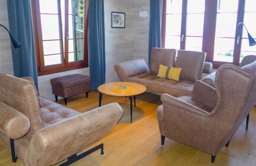 Bullet Ski Chalet | Chalet Chalet la Frêtaz by Interhome