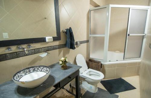 Posadas House | chalet con parque quincho y pileta