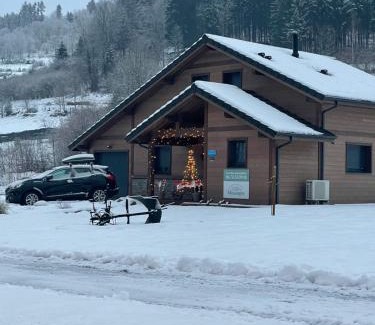 Plainfaing Ski Chalet | Chalet cosy 4 étoiles le Domaine Des Mésanges