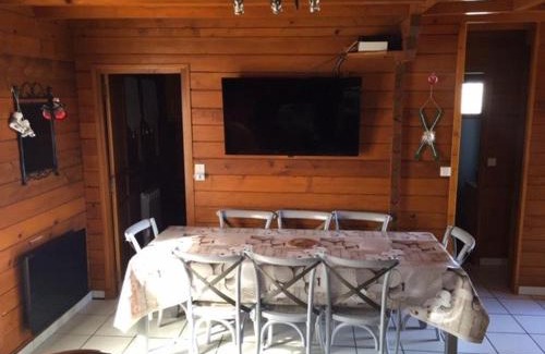 Arette Ski Chalet | Chalet cosy 6/8 pers. près des pistes avec équipements complets et parking gratuit - FR-1-602-92