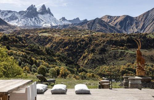 Albiez-Montrond Ski Chalet | Chalet D'albiez