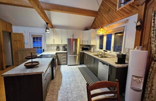 Lac-du-Cerf Ski Chalet | .Chalet de la Baie - du-Cerf