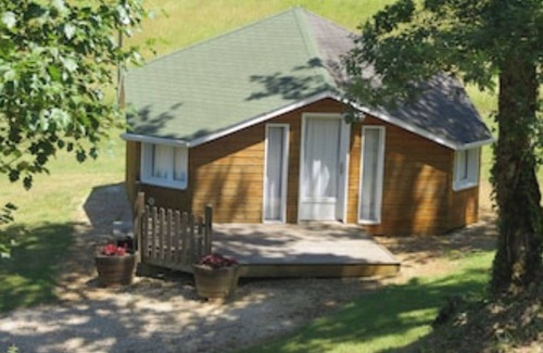 Gindou Ski Chalet | Chalet du BAS - Free Wifi, Air Conditioning, La Cavette