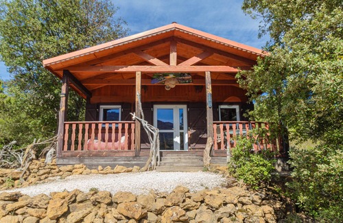 Rouffiac-des-Corbieres Ski Chalet | Chalet 'Gites Les Casots' with Shared Pool, Private Terrace and Air Conditioning