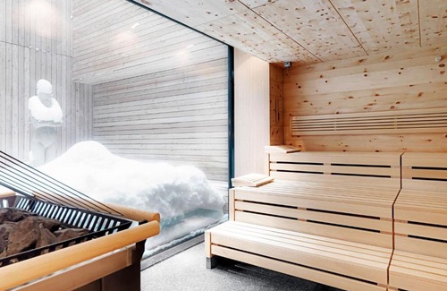 Großdorf Ski Chalet | Chalet Gradonna Mountain Resort - KAX100 by Interhome