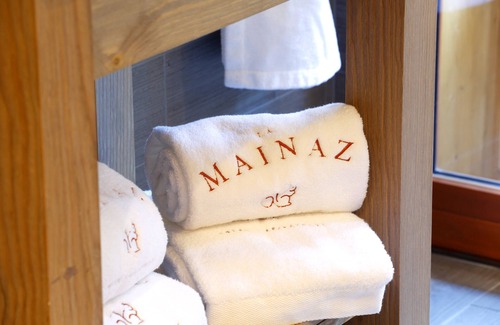 Mijoux Hotel | Chalet Hôtel La Mainaz Restaurant & Resort