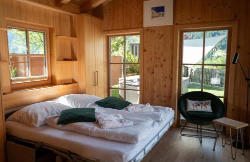 Fliess Ski Chalet | Chalet Hittli 1065 Tirol sauna garden WiFi guest card