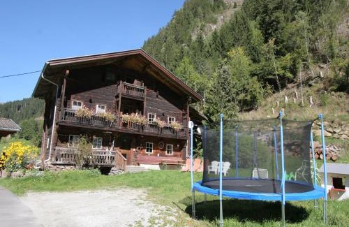Matrei in Osttirol House | Chalet in Matrei near Ski Lift & Bus