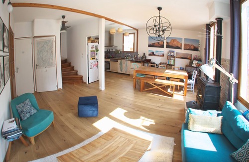 Lans-en-Vercors Ski Chalet | Chalet in town center
