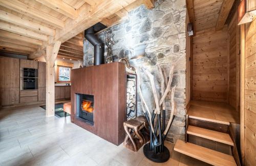 Chamonix City Centre Ski Chalet | Chalet Inari Chamonix - by EMERALD STAY