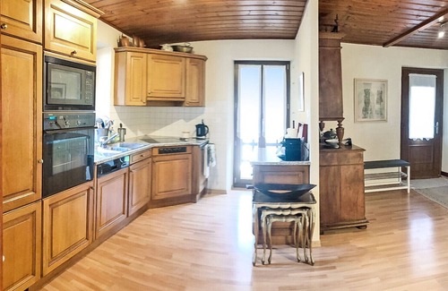 Les Marecottes Ski Chalet | Chalet l'Escapade - 6 to 10 pax - Swiss Alps