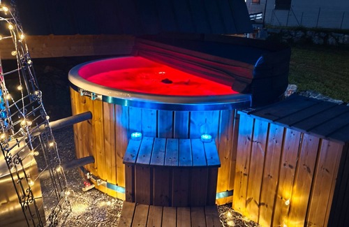Coarraze Ski Chalet | Chalet 'Le Barbu - Coarraze' with Private Terrace, Wi-Fi and Air Conditioning