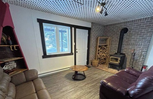 Val-des-Lacs Ski Chalet | Chalet Le P'tit Prince Tremblant