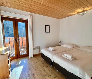 Venosc Ski Chalet | Chalet Les Ecrins