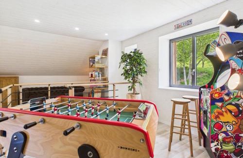 Xonrupt-Longemer Ski Chalet | Chalet Les Plombes - isolé, Jacuzzi, Piscine