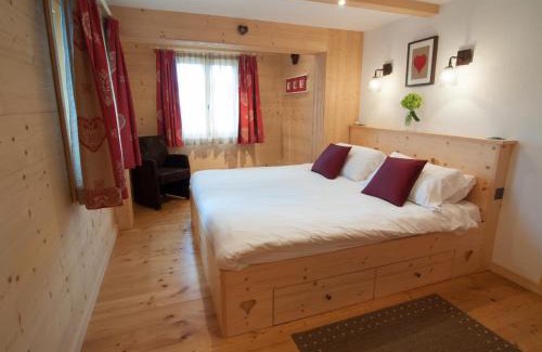 Nendaz Ski Chalet | Chalet Lisa Ski-in, ski-out Well equipped