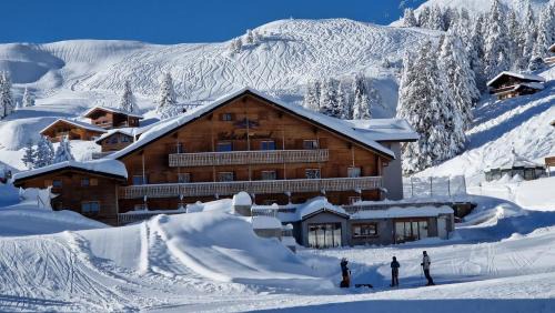 Val d'Illiez Hotel | Chalet Montriond - Bike & Ski