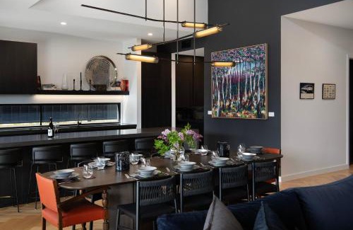 Daylesford House | Chalet Noir - sleek design with heated plunge pool