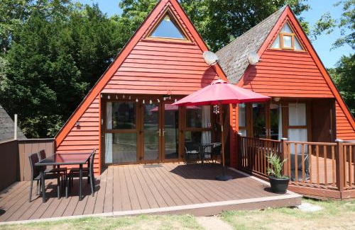Martin Apartment | Chalet Number 9 Kingsdown Holiday Park