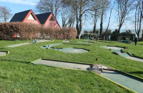 Martin Apartment | Chalet Number 9 Kingsdown Holiday Park