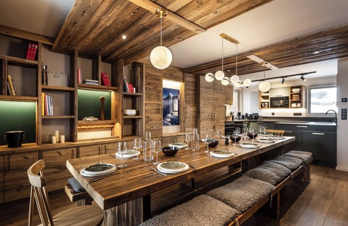 Plagne Soleil Ski Chalet | Chalet Topaz on the Slopes with Guaranteed Snow