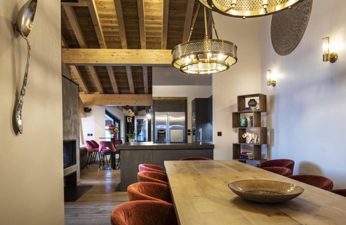 Val-Thorens Ski Chalet | Chalet, wifi, 50m from ski slopes, sauna, hammam, terrace, balcony, fireplace or stove, tv