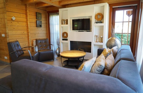 Lochem House | Chalet with 5 bedrooms and 2 bathrooms