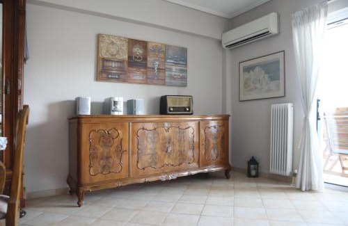 Nea Artaki Apartment | Chalkida Sea View Residence