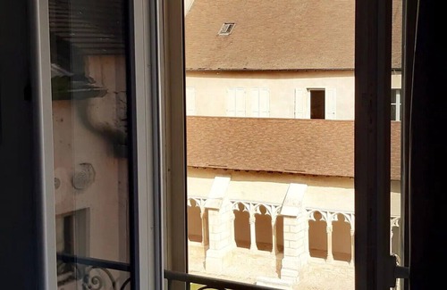 Centre Apartment | 💙Chalon/Ideal location/80m²/Unique view/Quiet/Comfort💙