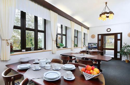 Strazne House | Chalupa Na Desítce