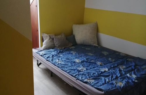 Os-Marsillon Condo | Chambre 10m2 Avec Coin Bureau 20 la Nuit