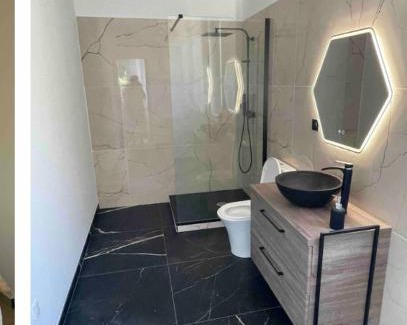 Bains de Guitera Bed & Breakfast | Chambre avec balcon à louer