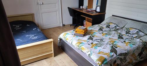 Derval House | Chambre chez l'habitant "cactus" une, deux ou trois personnes