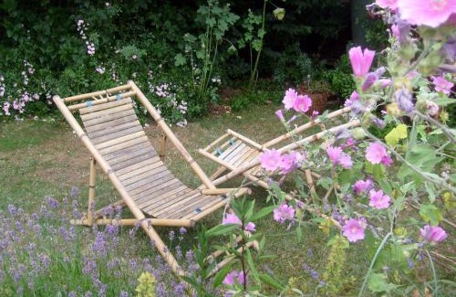 La Guerche-sur-l'Aubois Bed & Breakfast | Chambre d'hôtes iaorana