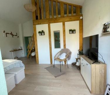 Saint-Laurent-d'Onay Bed & Breakfast | Chambre d hôte en Drôme des collines pour 2 à 4 personnes