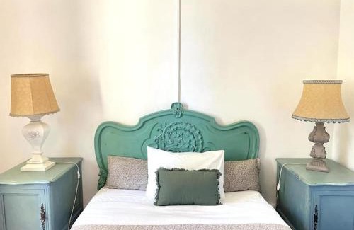 Hyeres Bed & Breakfast | Chambre d'hôte 2-Villa Magdala