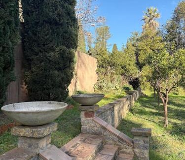 Hyeres Bed & Breakfast | Chambre d'hôte 2-Villa Magdala