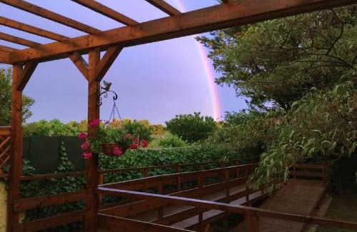 Marsillargues Bed & Breakfast | Chambre d'hôte " L'Albizia "