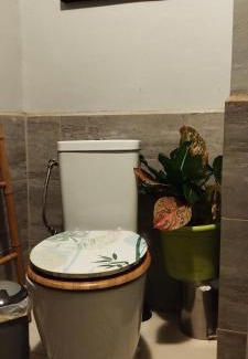 Faanui House | Chambre d'hôtes avec piscine petit déjeuner offert