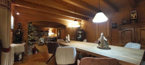 Ormont-Dessus Bed & Breakfast | Chambre d'hôtes L'ours Bleu